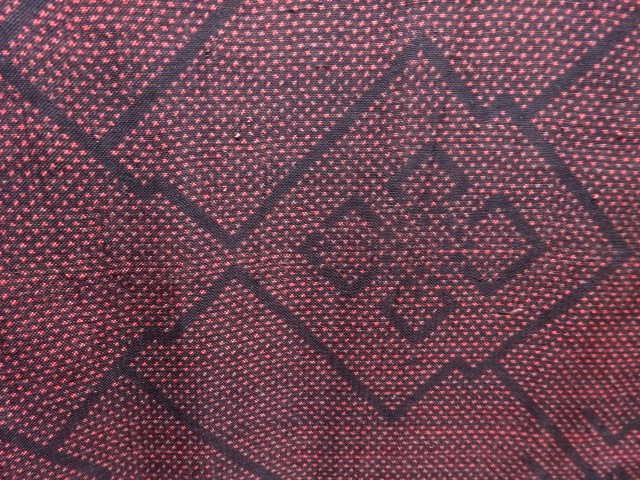 JAPANESE KIMONO / ANTIQUE KIMONO / DORO OSHIMA TSUMUGI / WOVEN GEOMETRIC PATTERN